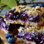 Blueberry Crumble Bars